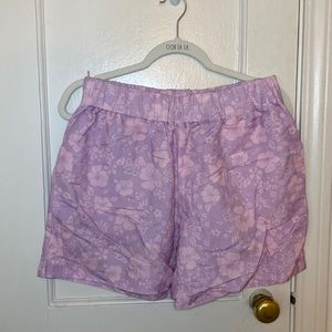 RELAXED LINEN SHORTS